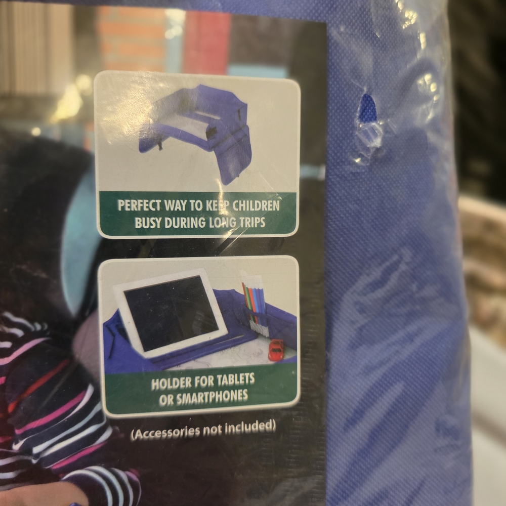 Auto XS Portable Travel and Game Table - Blue. New In Package - Picture 3 of 4